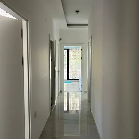 Hisaroenue Jasmin 350m Vakantiehuis